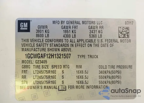 2017 Chevrolet Express 2500 Work Van z USA, uszkodzony, nr VIN 1GCWGAF12H1321507